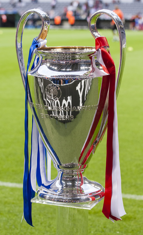 UEFA-Champions-League-Trophy-Best.jpg