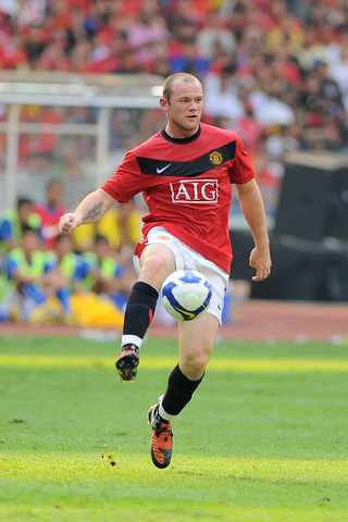 Rooney has until 6pm on